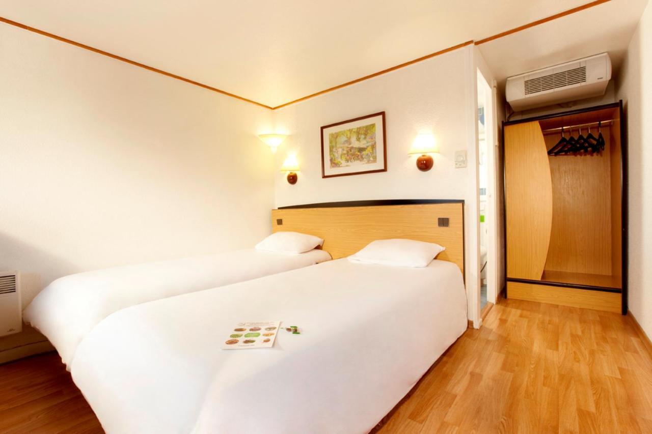 The Originals Access, Hotel
